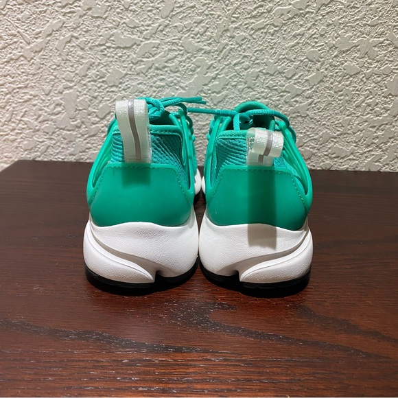 Nike Air Presto Women’s Emerald Green 6 - Picture 4 of 6